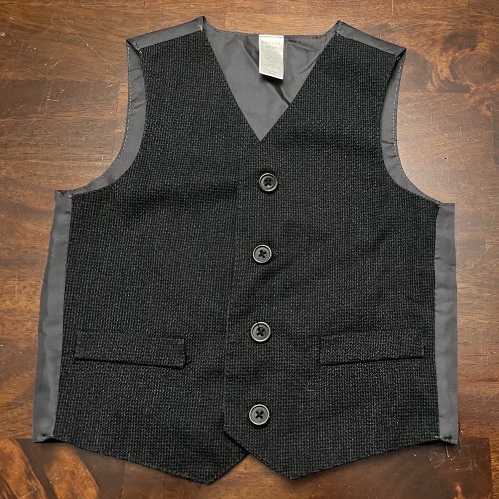 George 2T grey vest